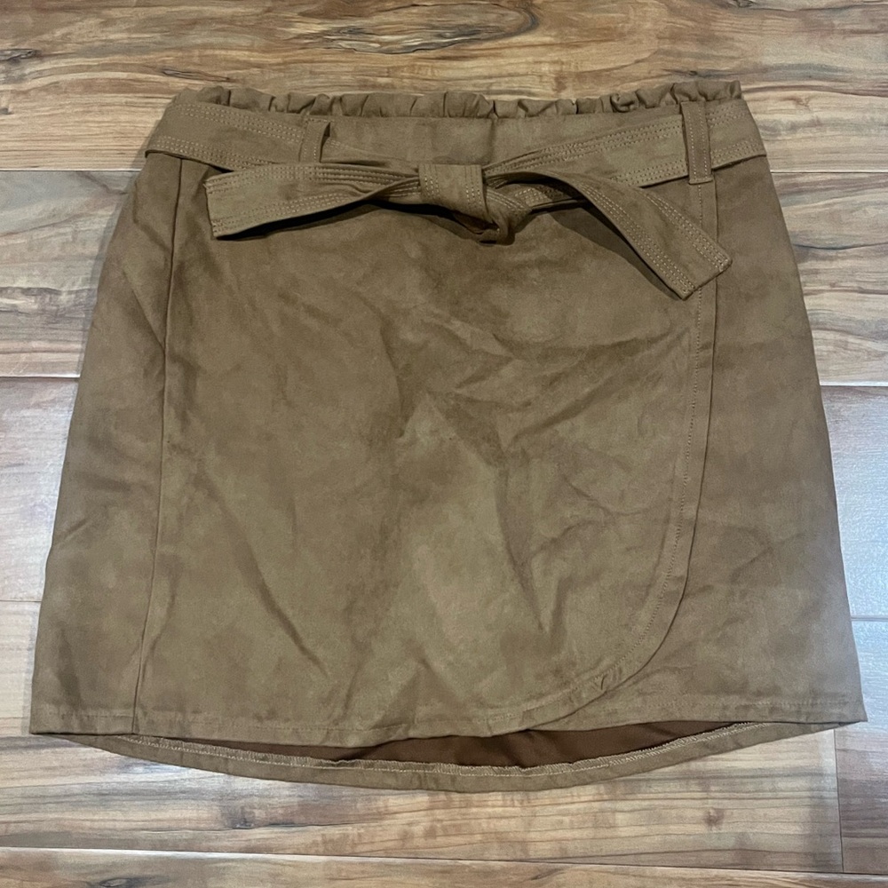 Abercrombie Kids Girl’s Size 15/16 Tan Faux Suede Mini Wrap Skirt with Bow Belt